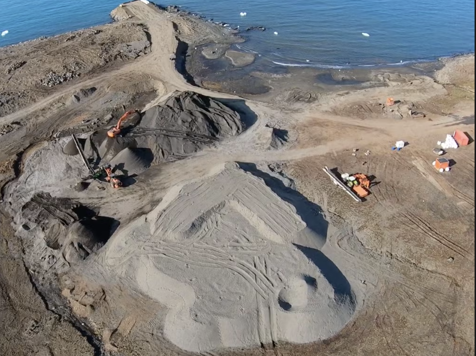 Ilmenite Mining Operations - Rat Hole Mining